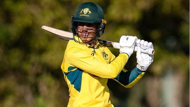 फर्स्ट-ग्रेड क्रिकेट में जड़ा शतक  (PHOTO: @X/Cricket Australia)