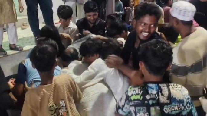 कानपुर में बिरयानी के लिए मारा-मारी (Photo- ITG)