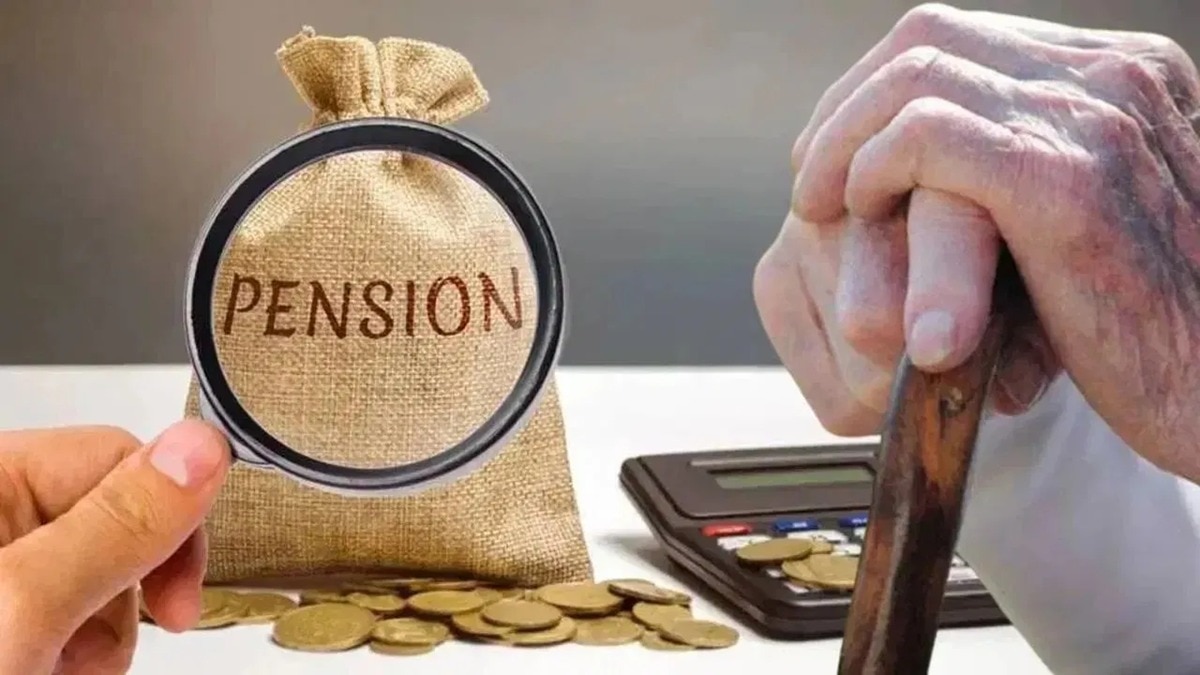 कर्मचारी मार्केट-लिंक्ड कंट्रोल और फाइनेंशियल फ्रीडम के लिए NPS को UPS पर प्राथमिकता दे रहे हैं. (सांकेतिक तस्वीर)