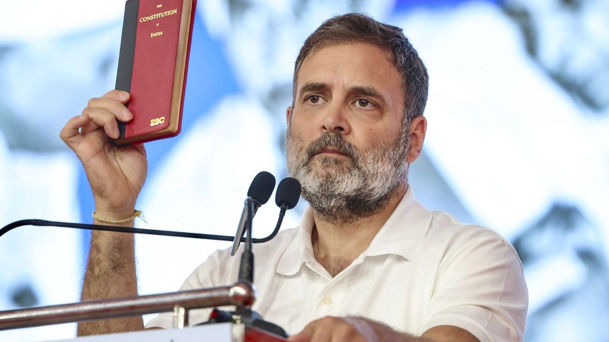 राहुल गांधी और छात्रों के बीच करीब तीन मिनट तक वार्ता चली.(Photo: ITG)