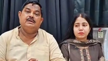 बेटी संग फेसबुक लाइव आये विधायक ज्ञान तिवारी (Photo: Screengrab)
