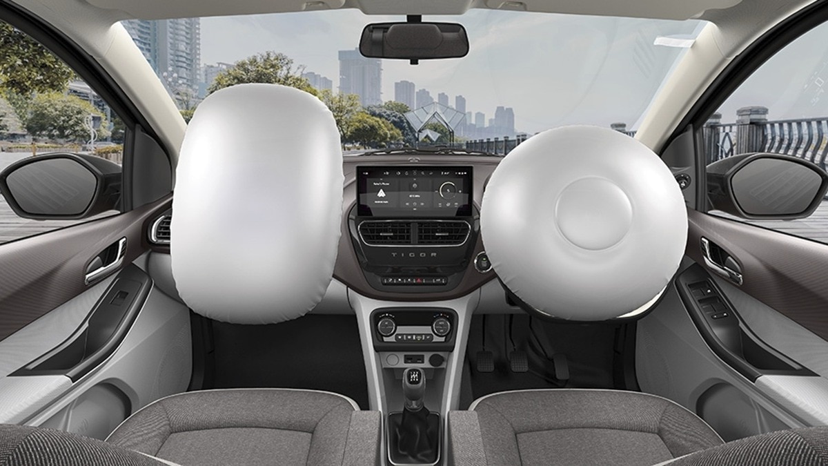 Tata Tigor का फेसलिफ्ट कंपनी अगले कुछ हफ्तों में लॉन्च कर सकती है. (Photo: tatamotors.com)