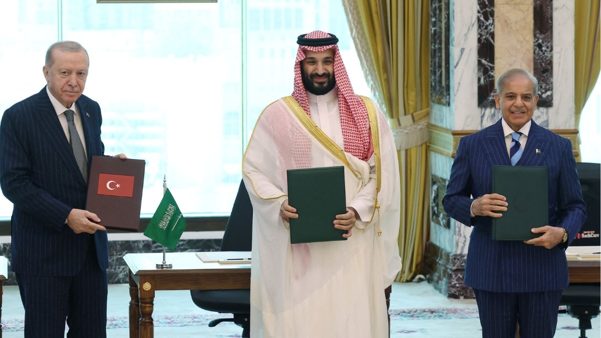 turkey saudi arab pakistan joint defence deal
