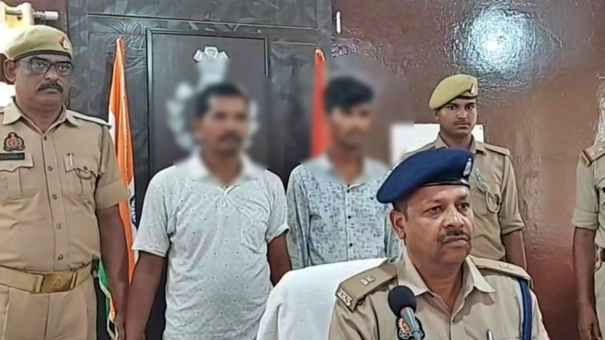 मऊ पुलिस की गिरफ्त में दोनों हत्यारोपी (Photo- ITG)
