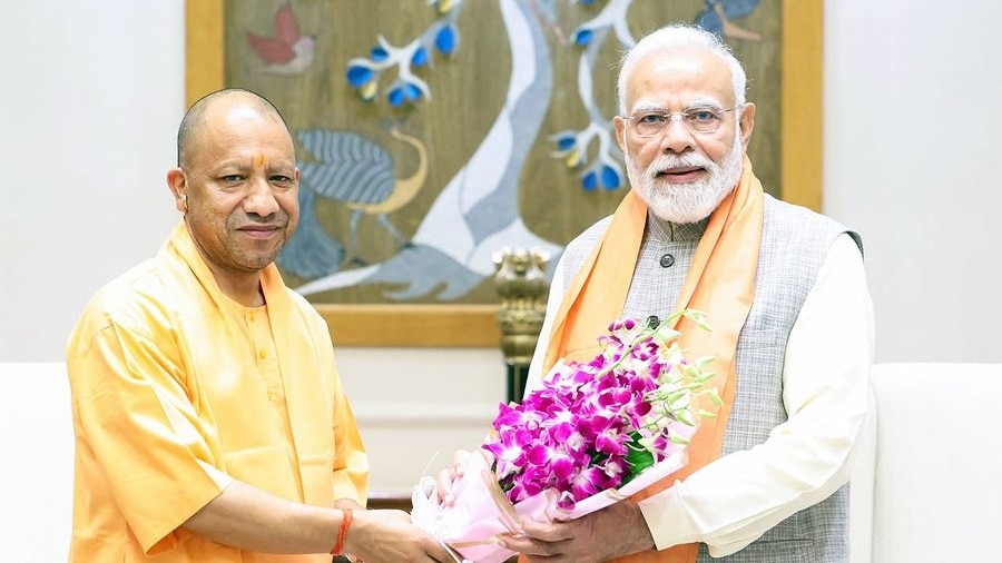 दिल्ली में UP सीएम योगी ने पीएम मोदी और नितिन नबीन से मुलाकात की. (X/@myogiadityanath)