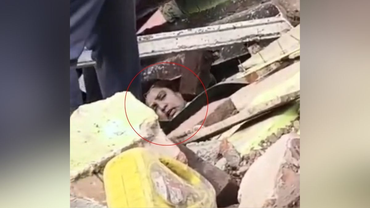 मलबे में दबी जिंदगी की कहानी दिल दहला देगी. (Photo: Screengrab)