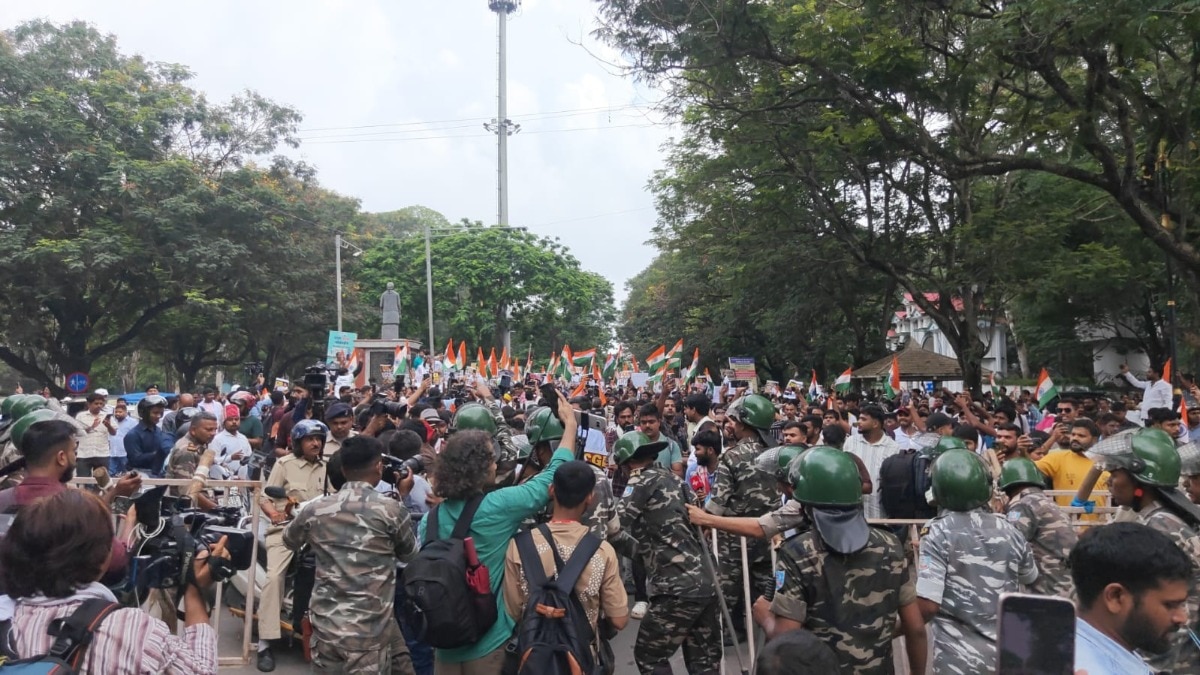 झारखंड में आज विधानसभा घेराव. 