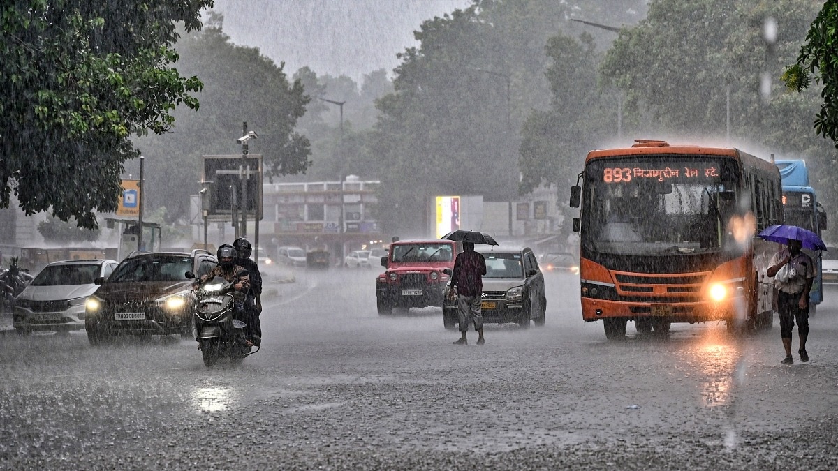 दिल्ली और उसके आसपास के इलाकों में 15 अगस्त तक बारिश जारी रहने का IMD का  पूर्वानुमान. (Photo: PTI)
