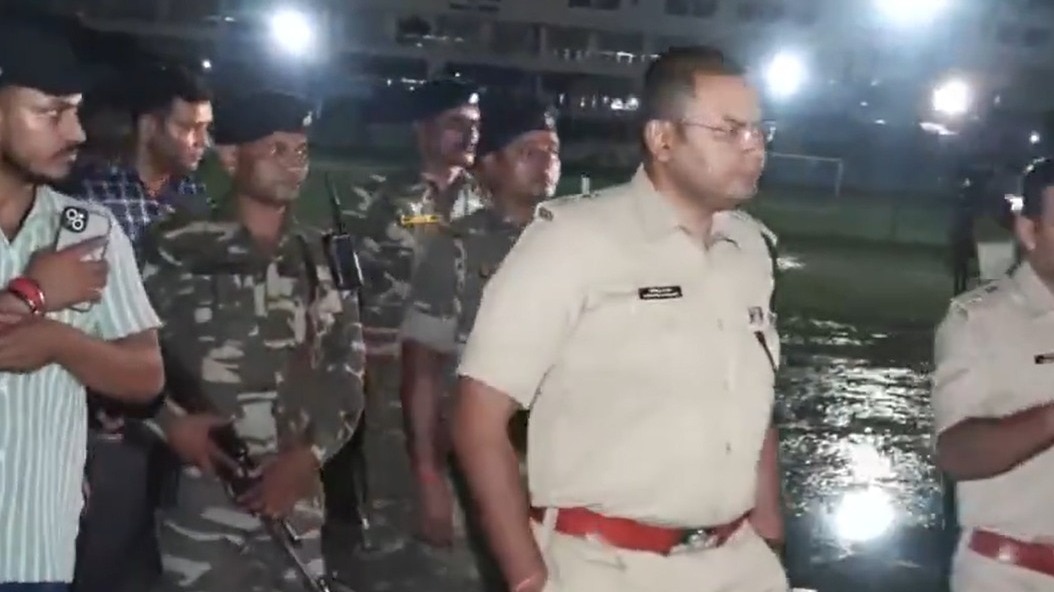 'भूख हड़ताल वापस लेने का दबाव बना रहे हैं अधिकारी', देर रात JPSC-JSSC धरना स्थल पहुंचे अधिकारियों पर छात्र नेता का आरोप