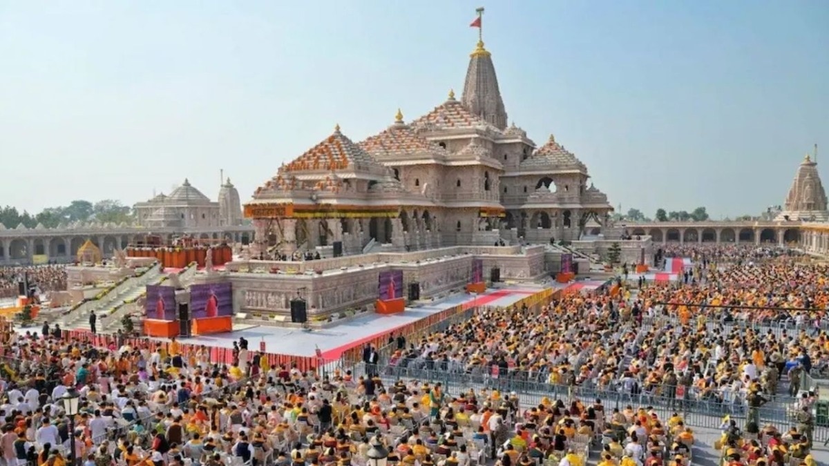 35 सवालों में प्रशासन से आस्था तक परखी गई योग्यता.(Photo: ITG)