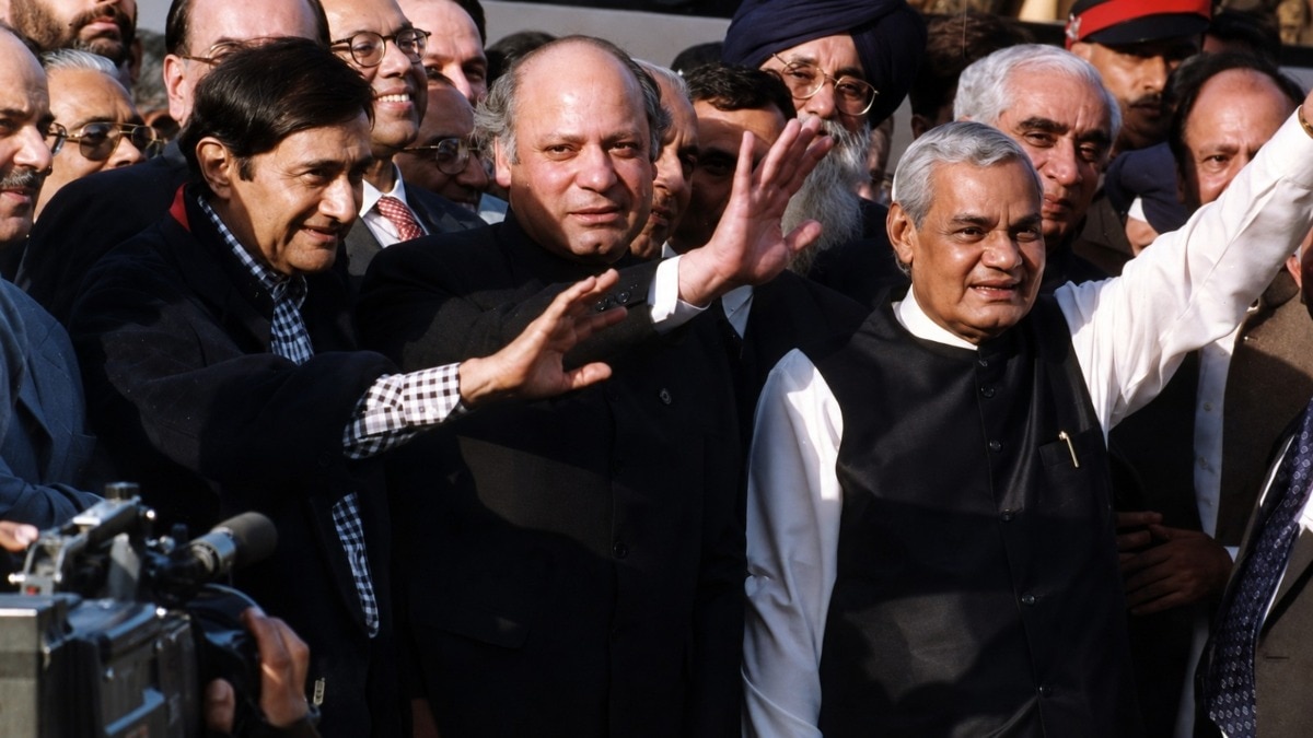 देव आनंद के जबरा फैन थे नवाज शरीफ. (Photo: PTI)