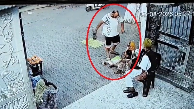 महिला की शिकायत के बिना पुलिस ने लिया एक्शन.(Photo: Screengrab)