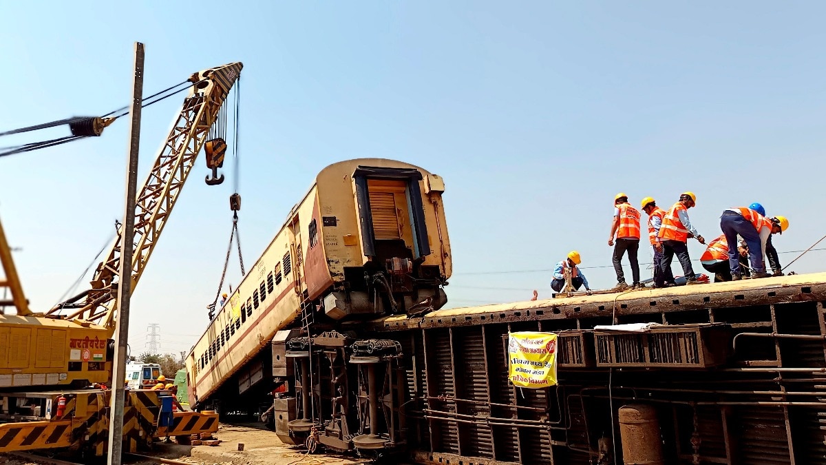 26 वर्षों में रेल हादसे और मौतें (Photo-PTI)