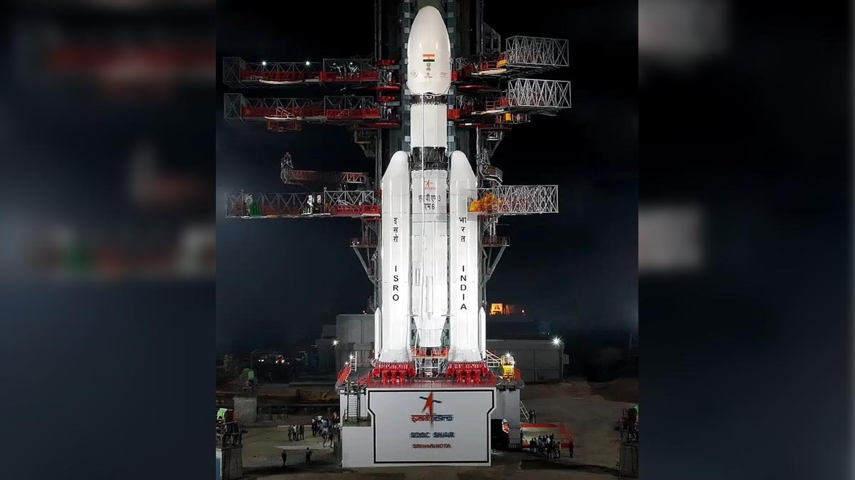 इसरो के इस LVM3 रॉकेट को पिछली साल दिसंबर में लॉन्च हुआ था. (Photo: ISRO)