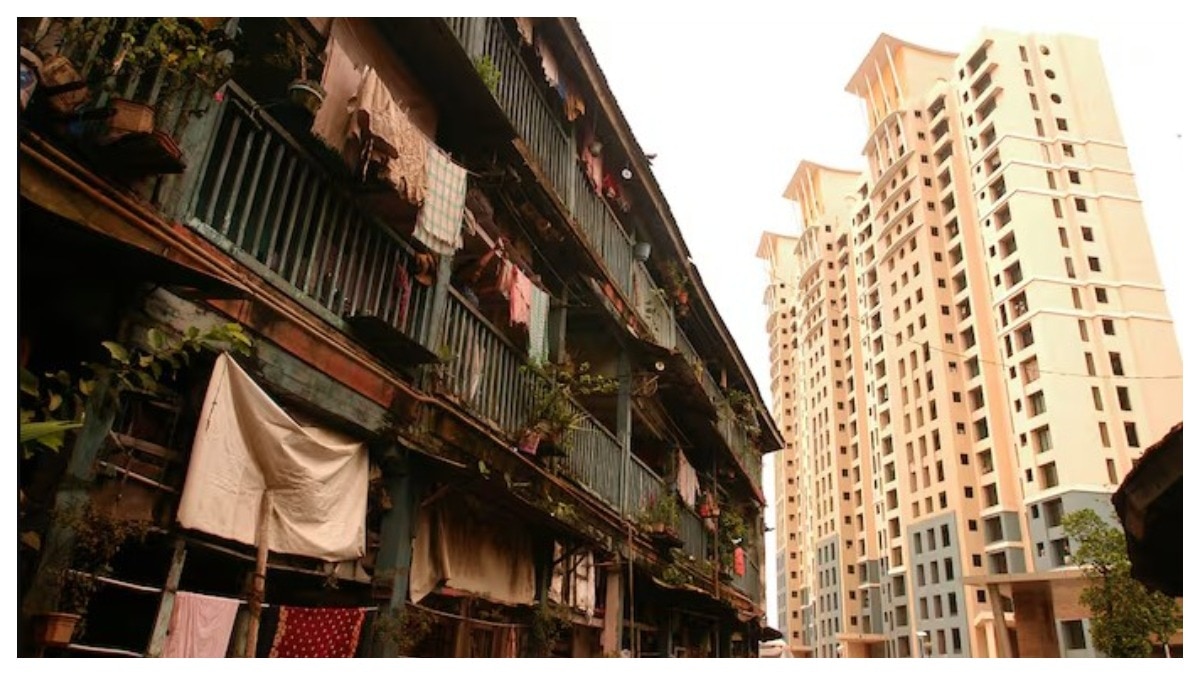 शख्स ने बताया कि चॉल में रहने का अनुभव अलग है (Photo;ITG)