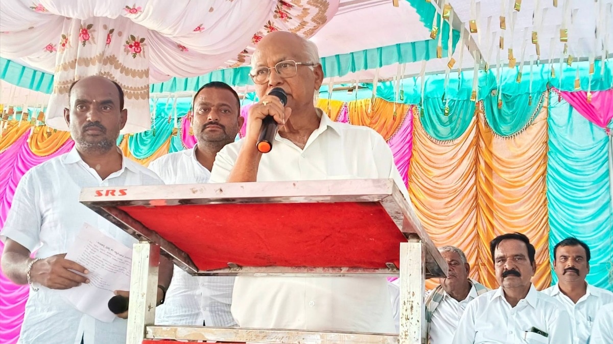 कर्नाटक कांग्रेस विधायक एनवाई गोपालकृष्ण ने अपने क्षेत्र की अनदेखी का आरोप लगाया है