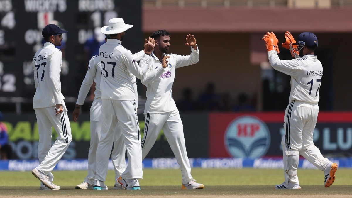 गॉल में मानव सुथार की शानदार गेंदबाजी. (Photo: BCCI)