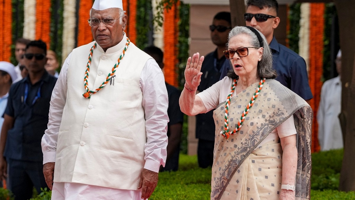 प्रोटोकॉल की बड़ी चूक, राहुल गांधी नाराज... कांग्रेस मुख्यालय में 'वंदे मातरम' विवाद की इनसाइड स्टोरी