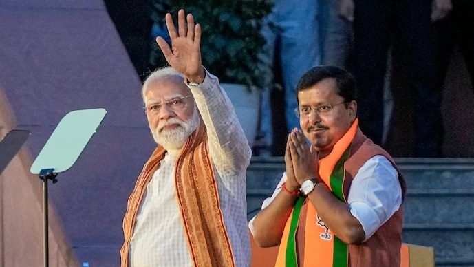 पीएम मोदी और नितिन नवीन की सियासी केमिस्ट्री (Photo-ITG)
