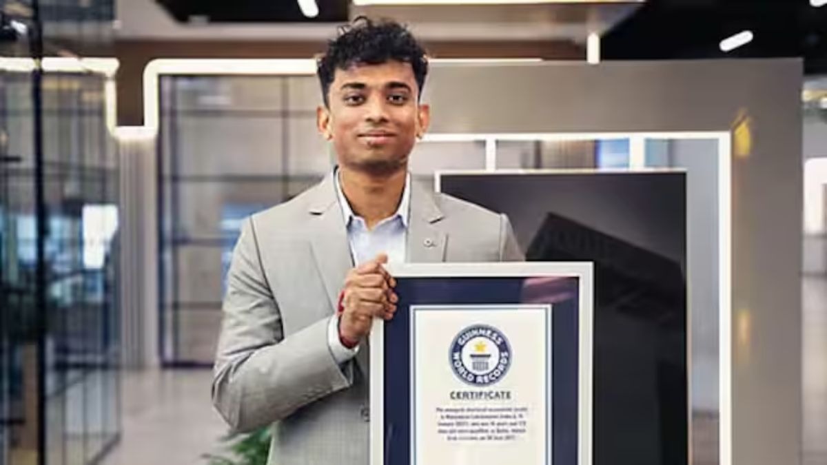 16 साल की उम्र में बन गए CA. (Image: Century Financial)