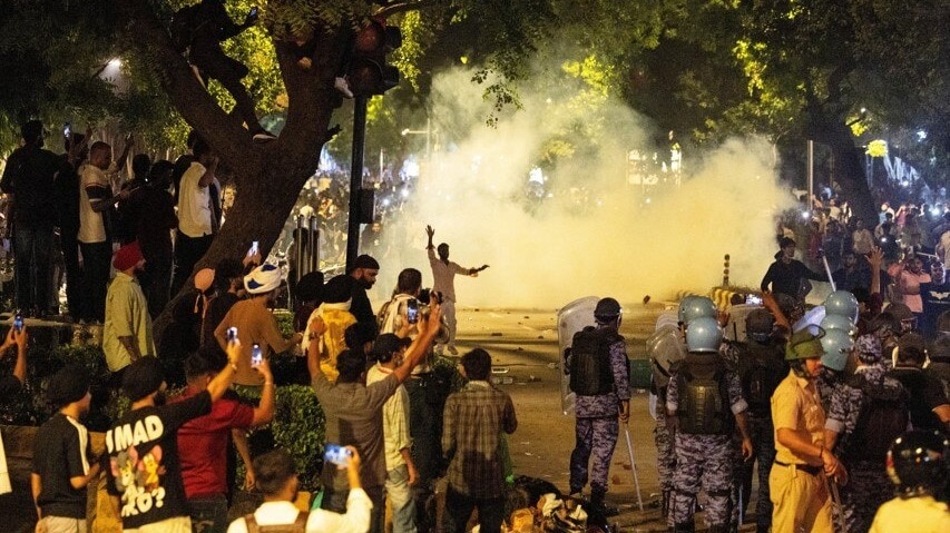 संसद मार्च के दौरान कथित रूप से दिल्ली पुलिस ने लाठीचार्ज किया था. (Pic: Reuters)