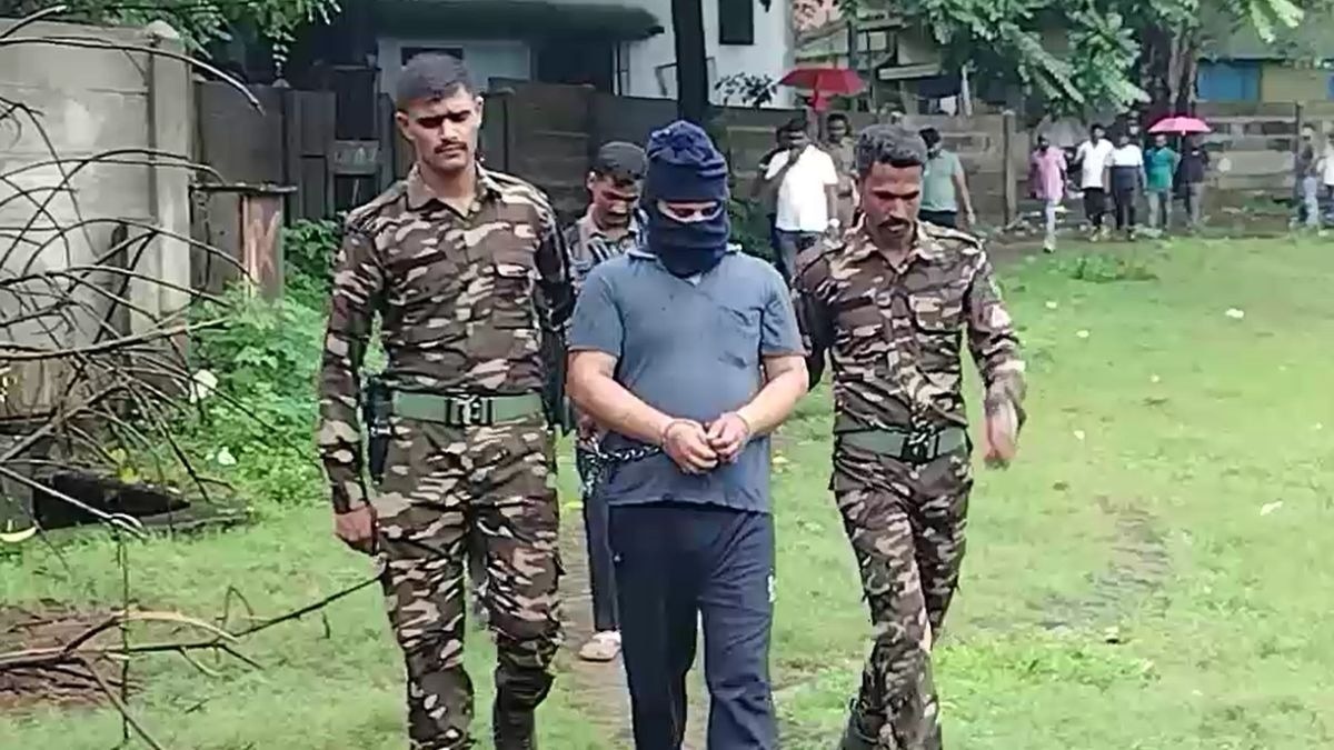करीब 20 दिन तक तीर्थयात्रियों के भेष में घूमती रही पुलिस. (Photo: Screengrab)