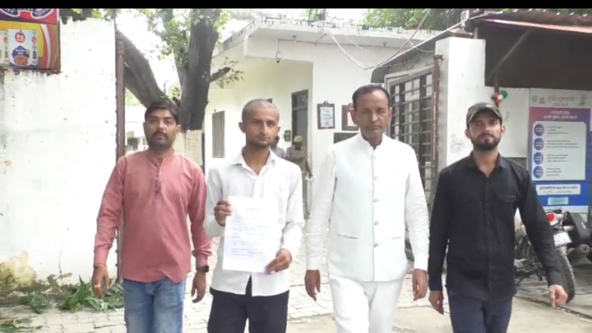 Kanpur: Security Guard Faces ₹3 Crore GST Notice Over Alleged ₹17 Crore Fake Turnover