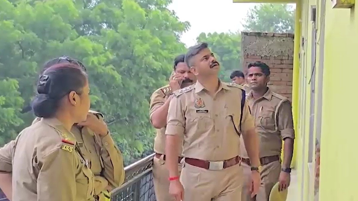 सिपाही की पत्नी की संदिग्ध मौत से मचा हड़कंप. (Photo: Screengrab)