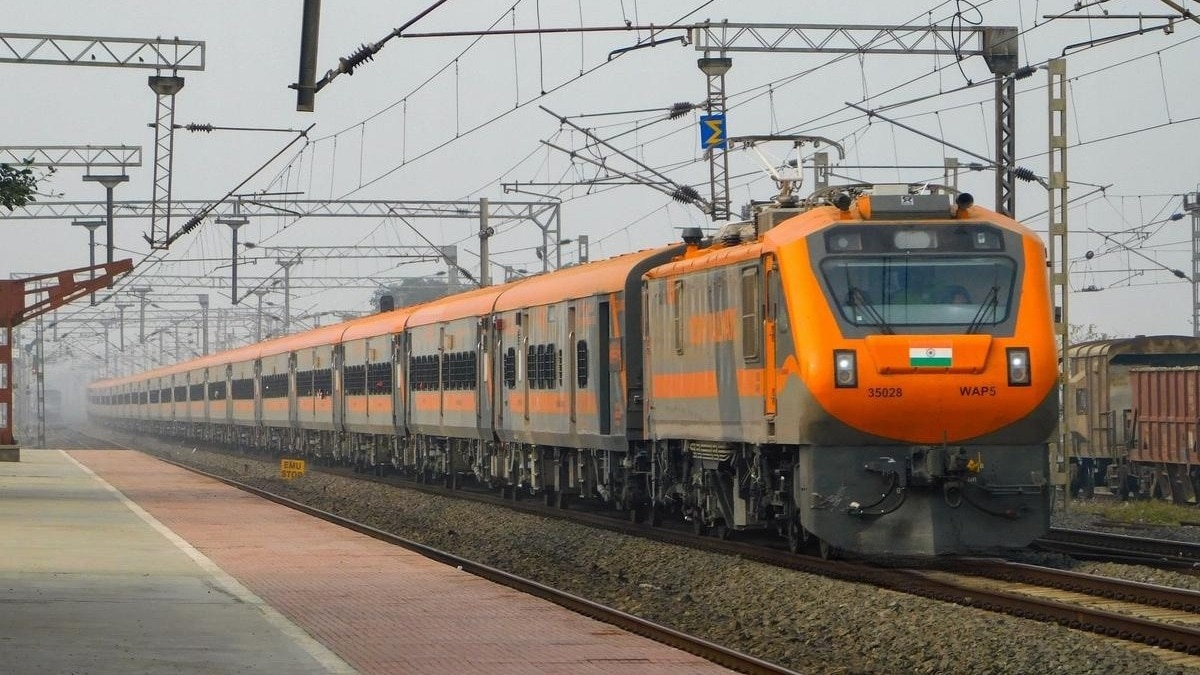 अहमदाबाद और भागलपुर के बीच नई अमृत भारत एक्सप्रेस ट्रेन सर्विस 26 अगस्त से शुरू होगी. (Photo: X/@RailMinIndia)
