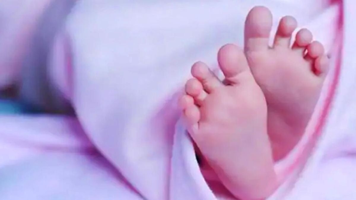 ‘थाईमामन थंगा मोथिरम’ योजना के तहत नवजात बच्चों के लिए 1 ग्राम सोने की अंगूठी.. (Photo: Representational)