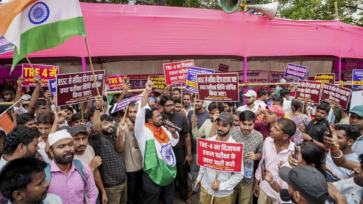 Bihar Students Protest