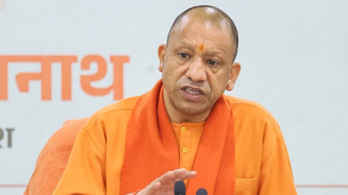 cm yogi cabinet meeting
