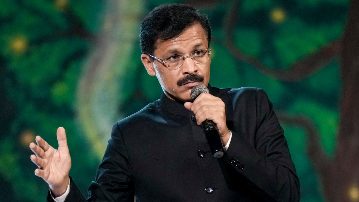 मुंबई के प्रेस क्लब में FDA कमिश्नर तुकाराम मुंढे ने प्रेस कॉन्फ्रेंस की. (File Photo-PTI)