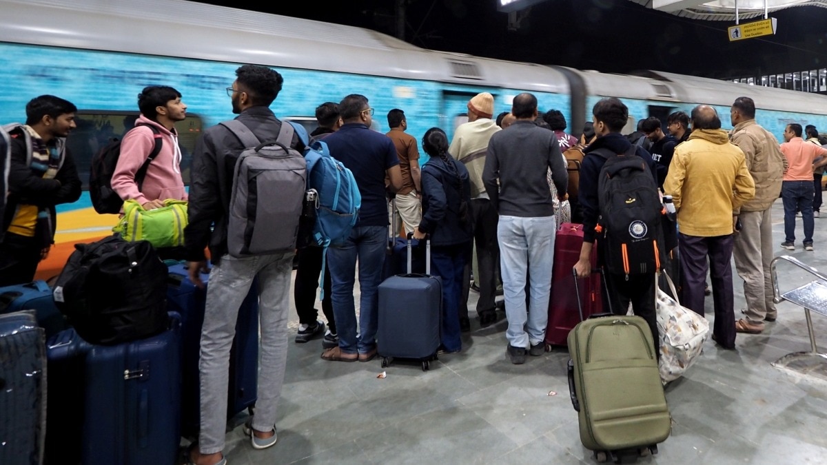 ट्रेन टिकट का बदलेगा नियम. (Photo: PTI) 