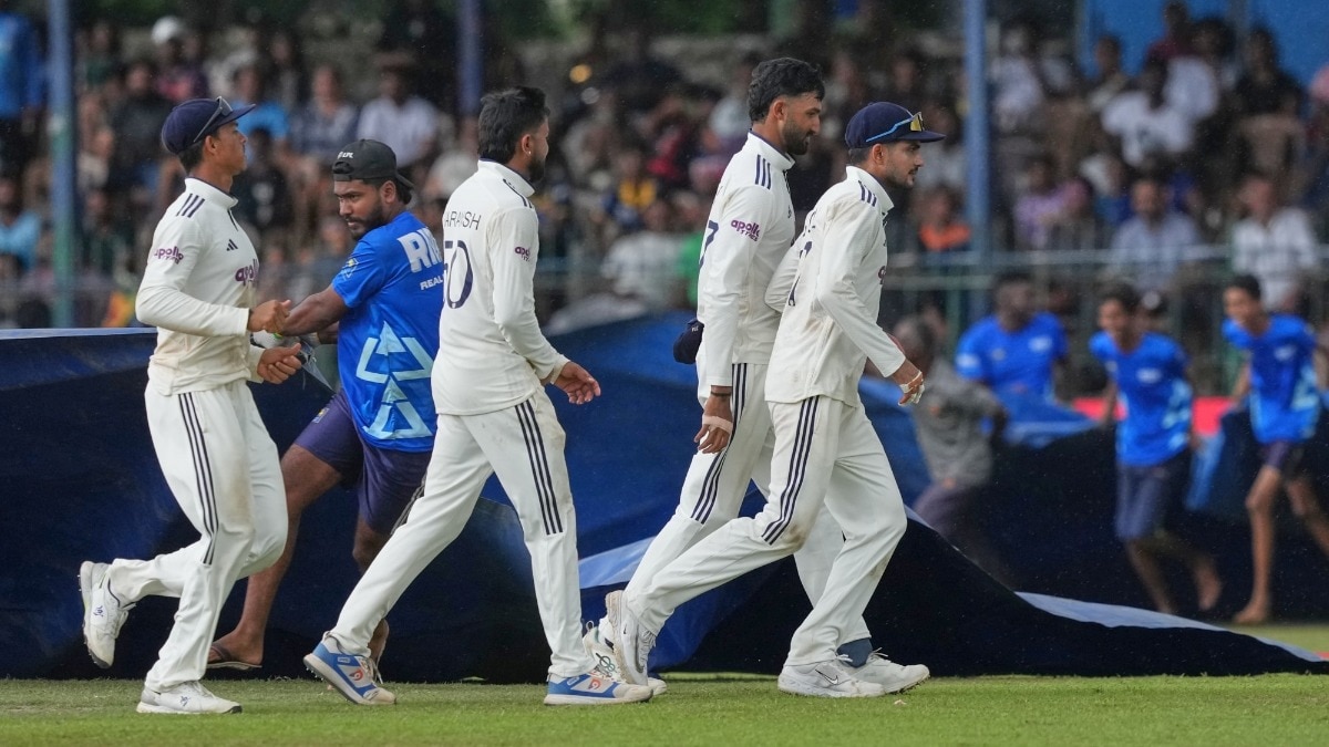 भारत के लिए बारिश बनेगी विलेन? (PHOTO: AP)