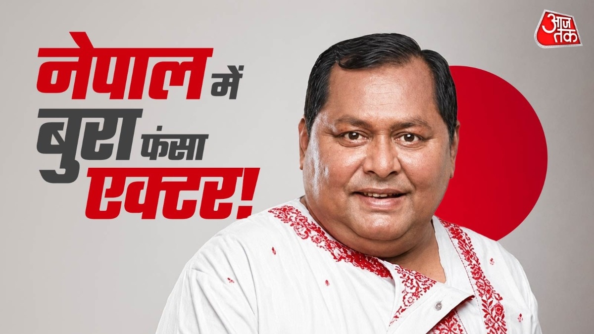 नेपाल की बाढ़ में फंसे एक्टर खरज (Photo: ITGD)