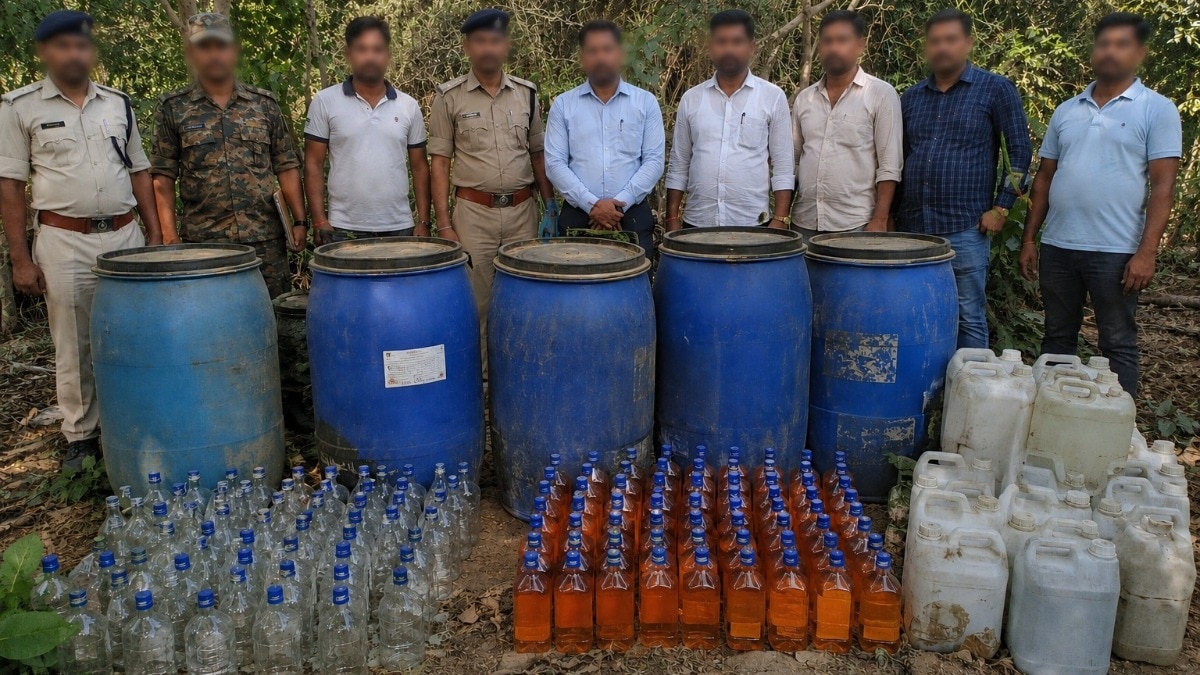 फरार आरोपी की तलाश जारी.(Photo: AI-generated)