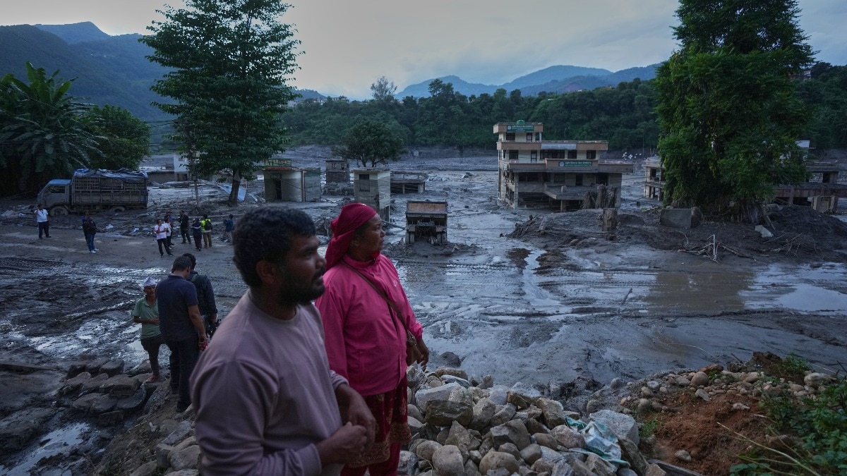 नेपाल के नुवाकोट में तबाही की तस्वीर (Photo: AP)