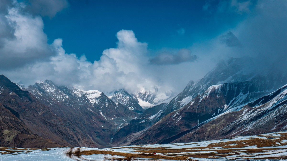 नेपाल और तिब्बत की सीमा पर अचानक आई बाढ़ ने भारी तबाही मचाई है (Representational Photo: Pixels)