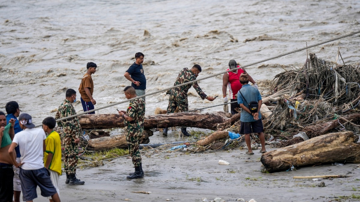 nepal flood deaths rescue operation