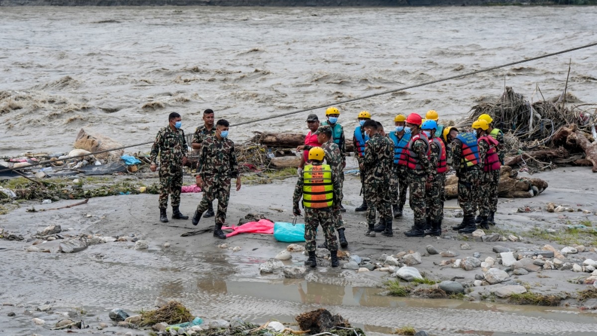 Nepal Seeks India’s Help to Rescue 1,000 Workers