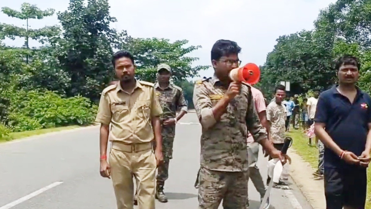 पुरुलिया में हाथियों का तांडव टालने में जुटा वन विभाग.(Photo:ITG)