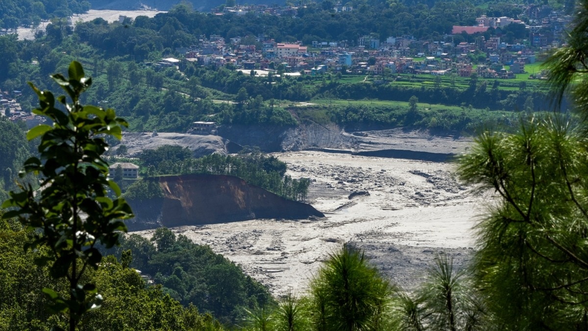 नेपाल में फ्लैश फ्लड से भारी तबाही, 2,500 से ज्यादा लोग अब भी लापता.(Photo- PTI)