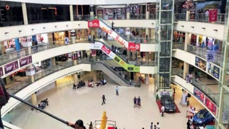 महिला की हरकत से मॉल में मच गया था हड़कंप. (Photo: ITG)