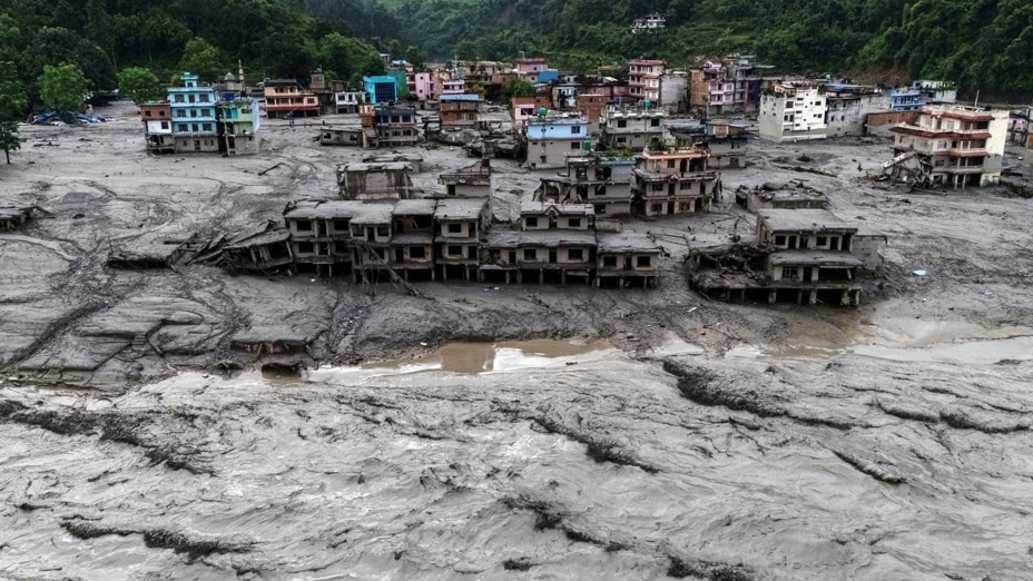 नेपाल बाढ़: कैलाश मानसरोवर यात्रा पर गए विरार के प्रदीप तेंदुलकर बाल-बाल बचे, प्रस्थान के 4 घंटे बाद ही बह गया होटल