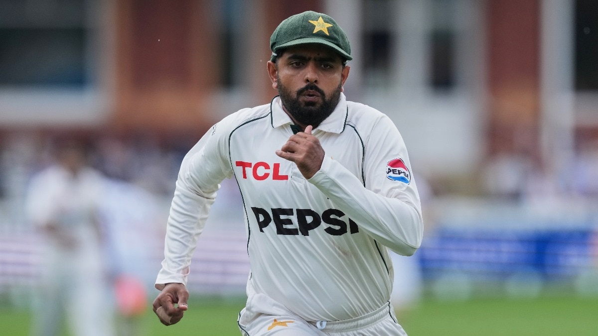 आलोचकों के निशाने पर आए बाबर आजम. (PHOTO: AP) 