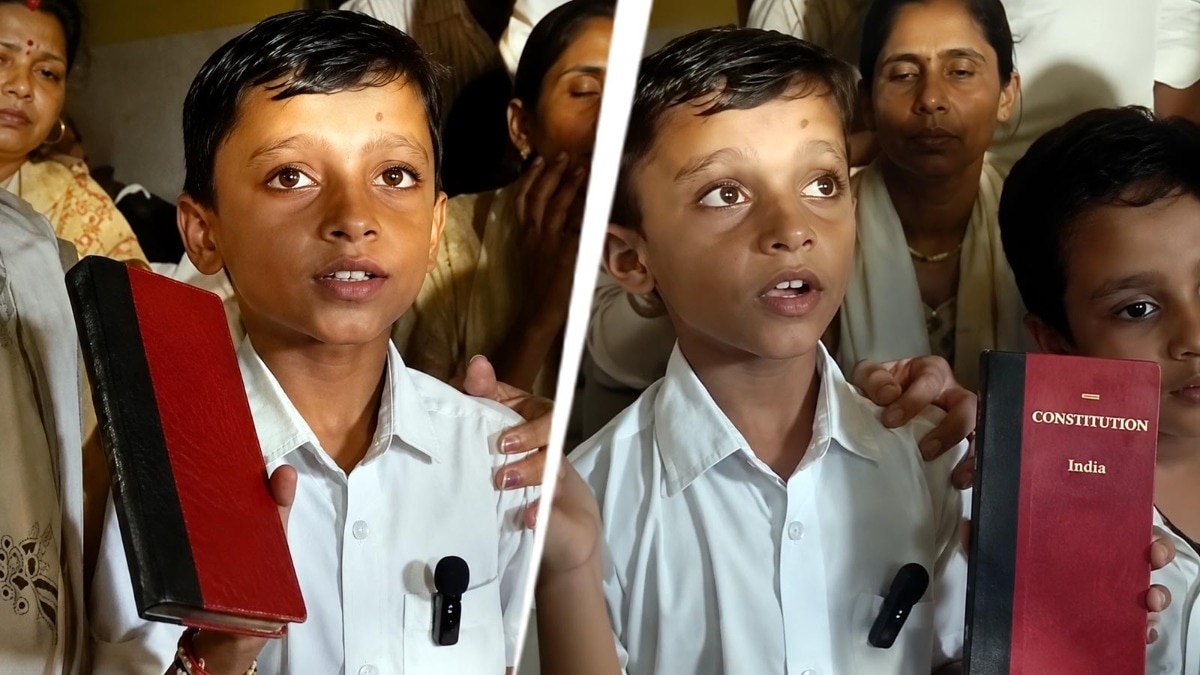 प्रदर्शन कर रहा आदित्य क्लास वन का छात्र है. (Photo: Social media)