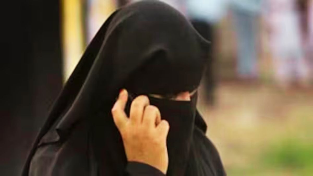 बुर्का पहनकर रिश्तेदार से मिलने अस्पताल पहुंची थी वकील (Photo: Representational)