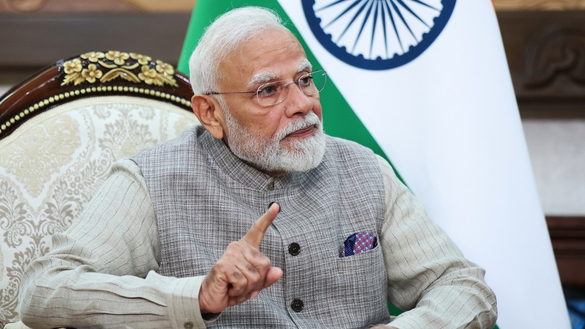 बिश्केक में प्रधानमंत्री मोदी ने ईरान और आर्मेनिया के प्रतिनिधियों से की अहम मुलाकात (Photo: AP)