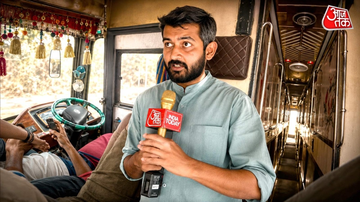Aaj Tak carries out a reality check of sleeper buses in delhi